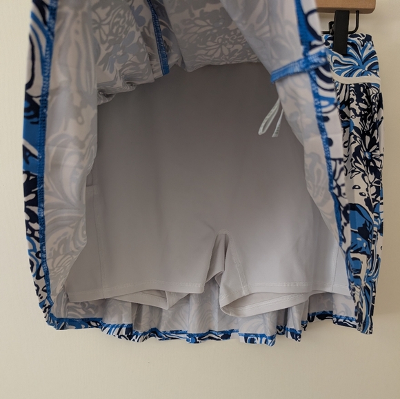 Lilly Pulitzer Womens M Luxletic Bacio Skort Blue Floral Activewear Golf Tennis - Picture 4 of 6